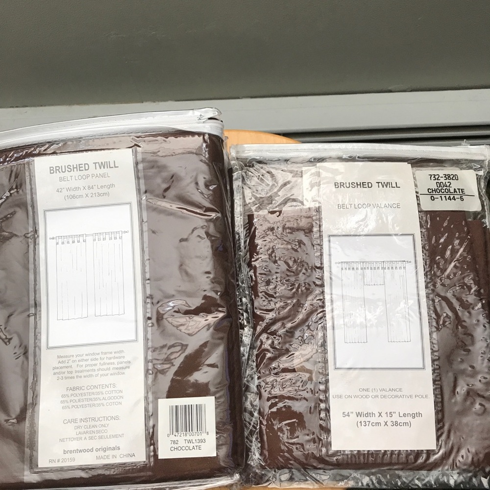 "New" JC Penny Chocolate Brushed Twill Curtain Set